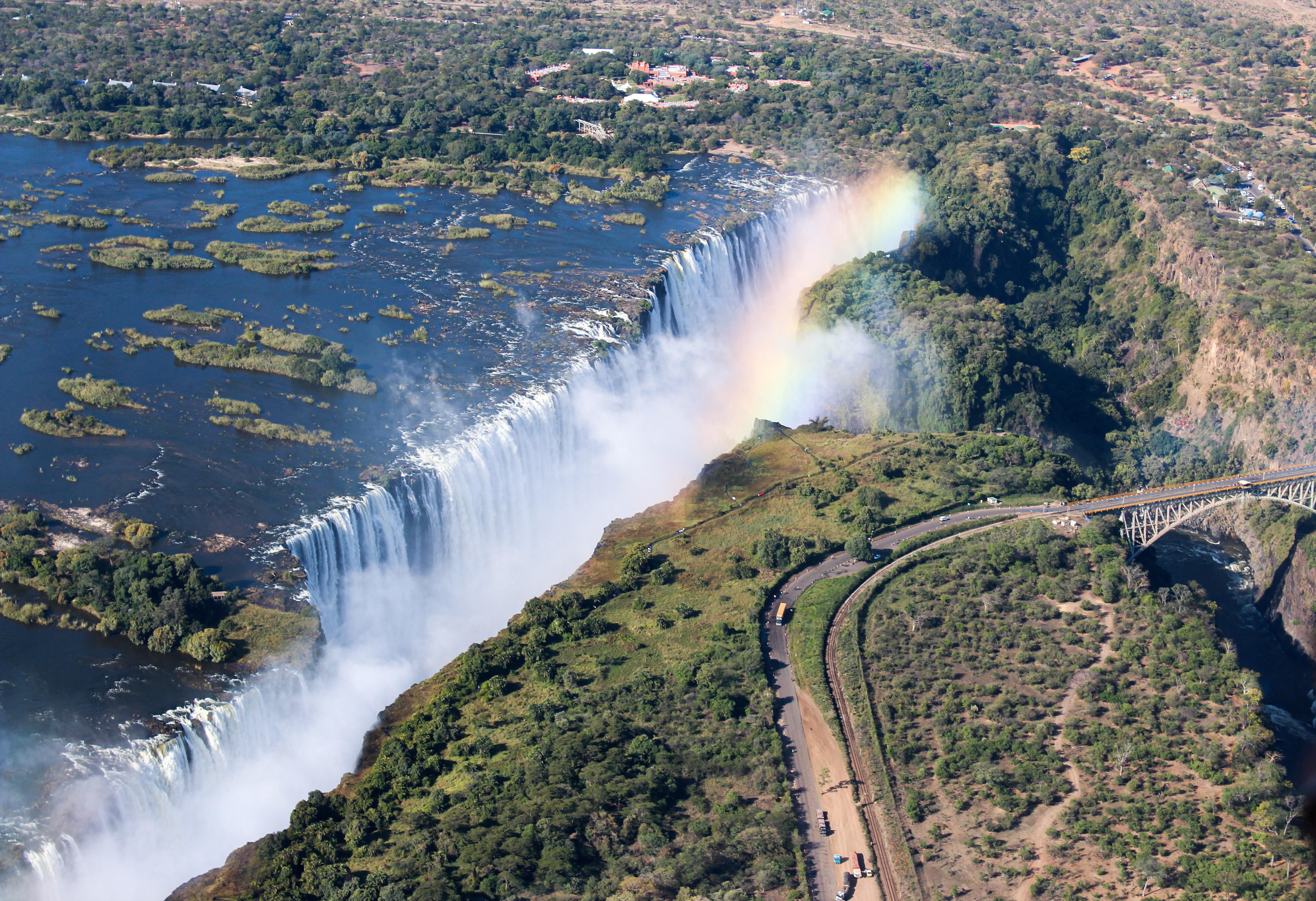 Is it worth to combine Victoria falls tour on your Zambia- Zimbabwe safari 